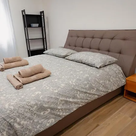 Centro Storico Moderno Trilocale Con Balcone Apartment