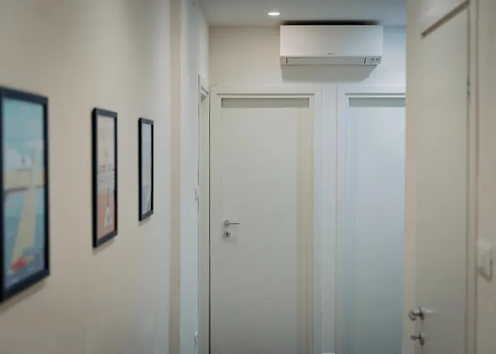 Centro Storico Moderno Trilocale Con Balcone Appartement